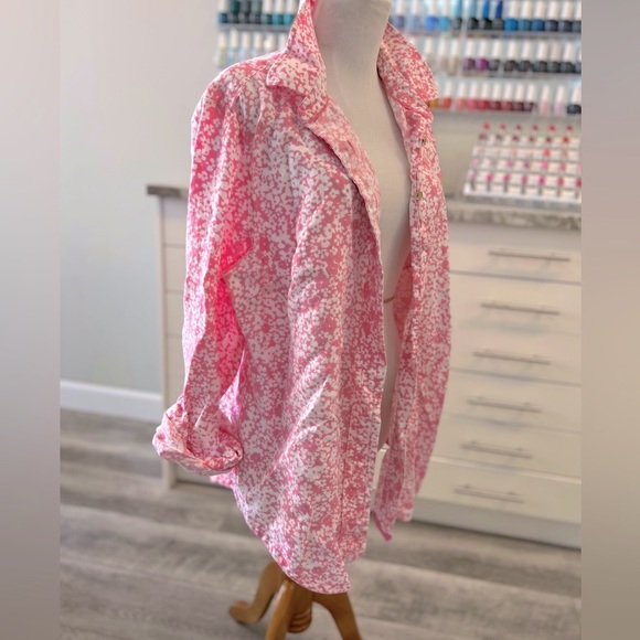 Liz Claiborne Tops - 🟢Liz Claiborne, Women’s, Linen, Floral, Button-Down Shirt.